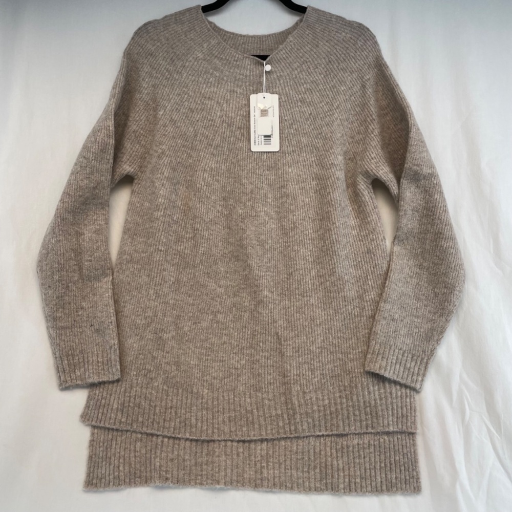 Long Sleeve Crewneck Sweater Echo Verde Tan Beige Women’s Size Medium NEW